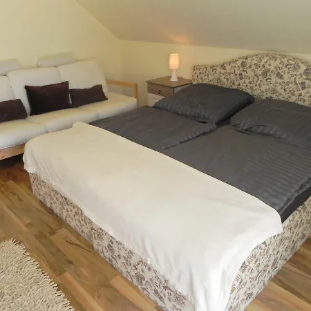 Ferienwohnung * 塞巴特黑灵斯多夫